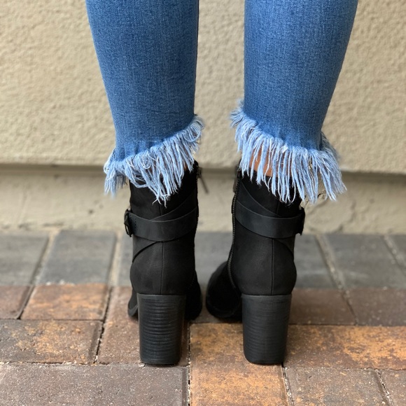 Black Distressed Leather High Heel Ankle Boots - Picture 8 of 8